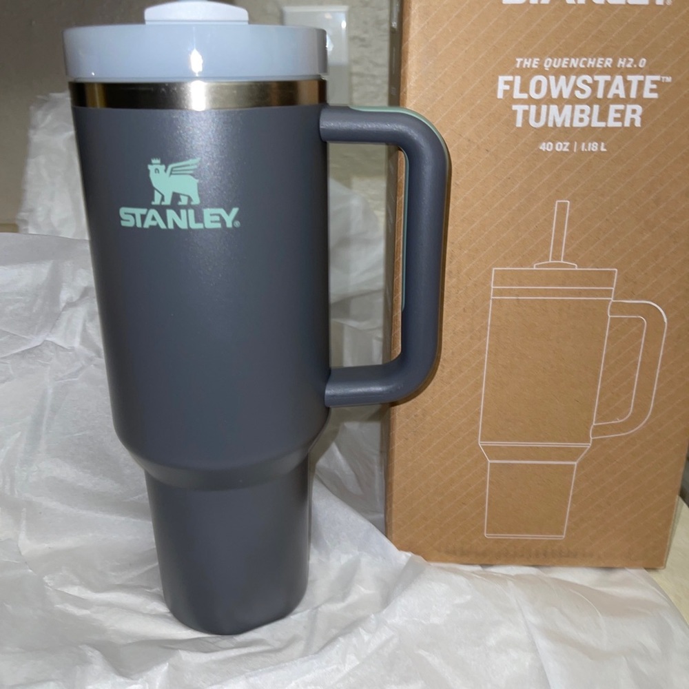 Stanley Adventure Quencher H2.0 40 OZ